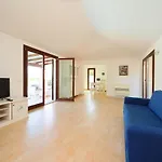 San Pietro - Rei352 By Interhome